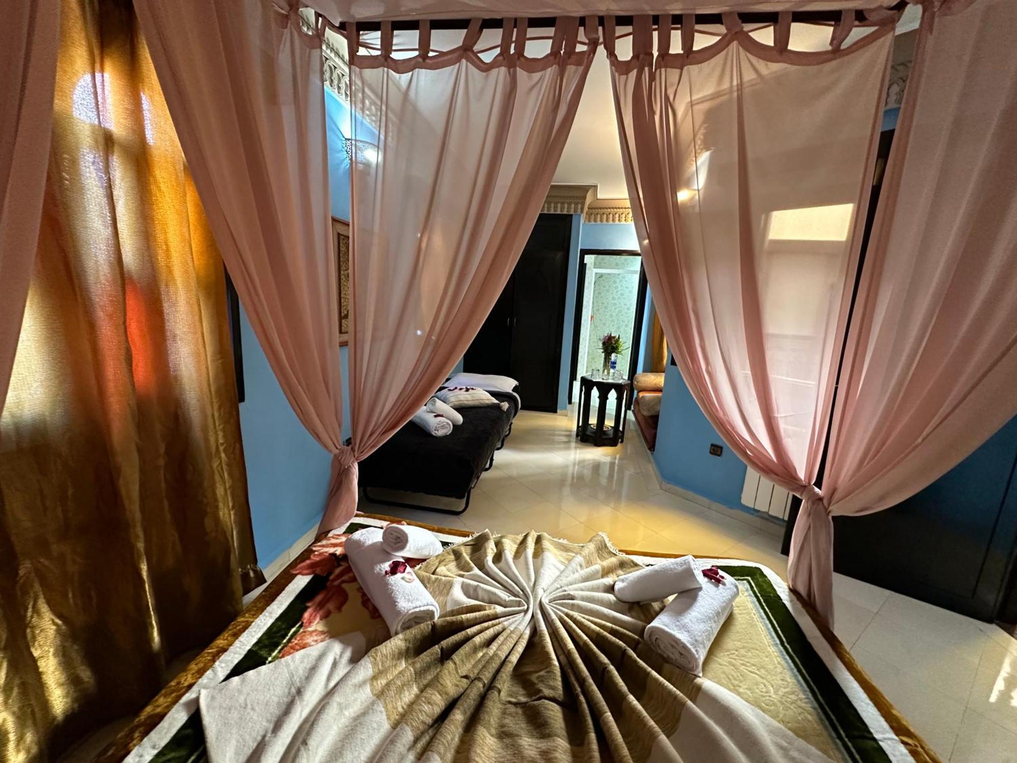 Riad 7 Pierres Essaouira Room photo